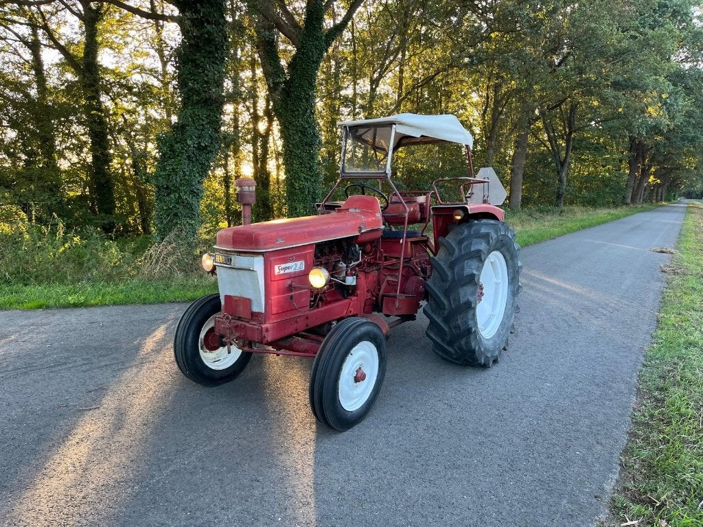 Renault super 2D trekker. Mooie originele trekker, Zakelijke goederen, Agrarisch | Tractoren, Ophalen, Gebruikt, Tot 80 Pk, Renault