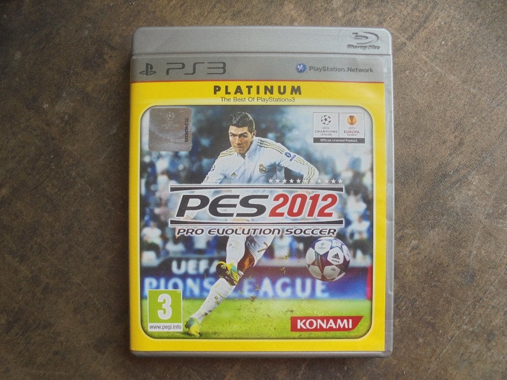 Pro Evolution Soccer 2012 voor PS3 (zie foto's), Gebruikt, Ophalen of Verzenden, Sport, 3 spelers of meer