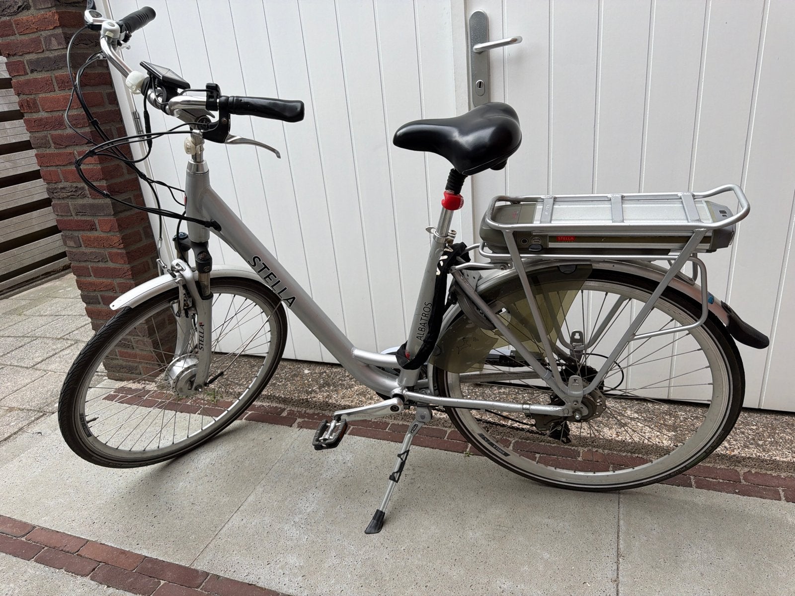 Stella Albatros elektrische fiets, Gebruikt, 51 tot 55 cm, 30 tot 50 km per accu, Ophalen