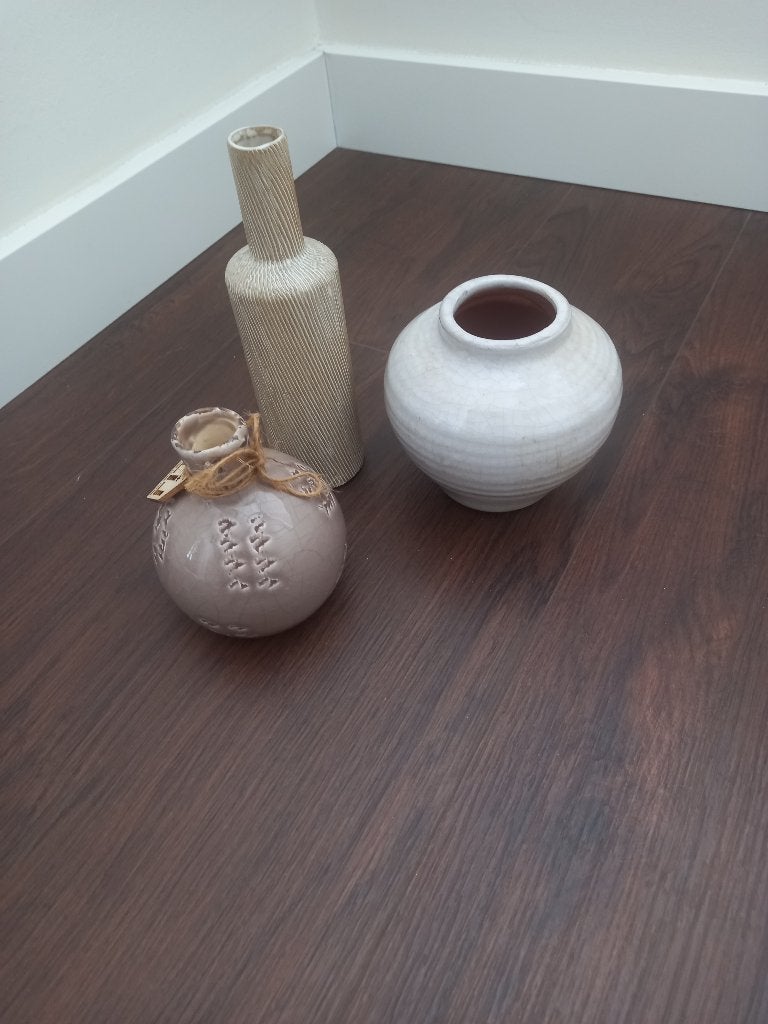 vaasjes, Ophalen of Verzenden, Zo goed als nieuw, Beige, Steen/keramiek