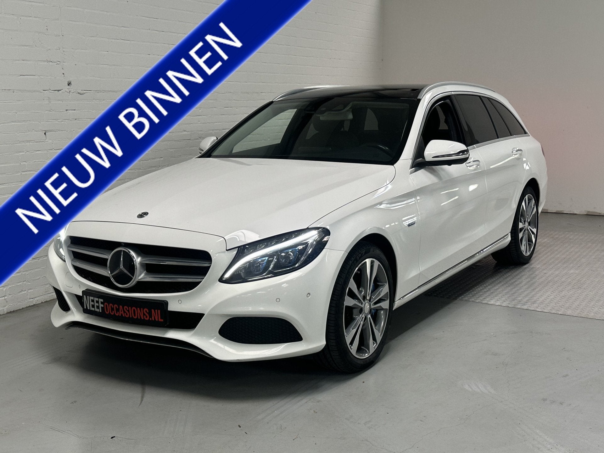 Mercedes-Benz C-Klasse 350 e CAMERA 360 / TREKHAAK / PANO, Automaat, Achterwielaandrijving, Gebruikt, Automatische klimaatregeling