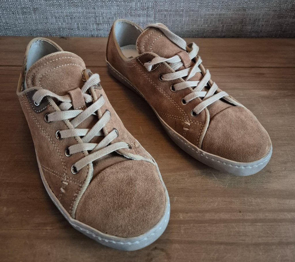 Pier One gympen - Bruin - Maat 39 - Nieuw, Kleding | Dames, Bruin, Nieuw, Ophalen of Verzenden, Sneakers of Gympen
