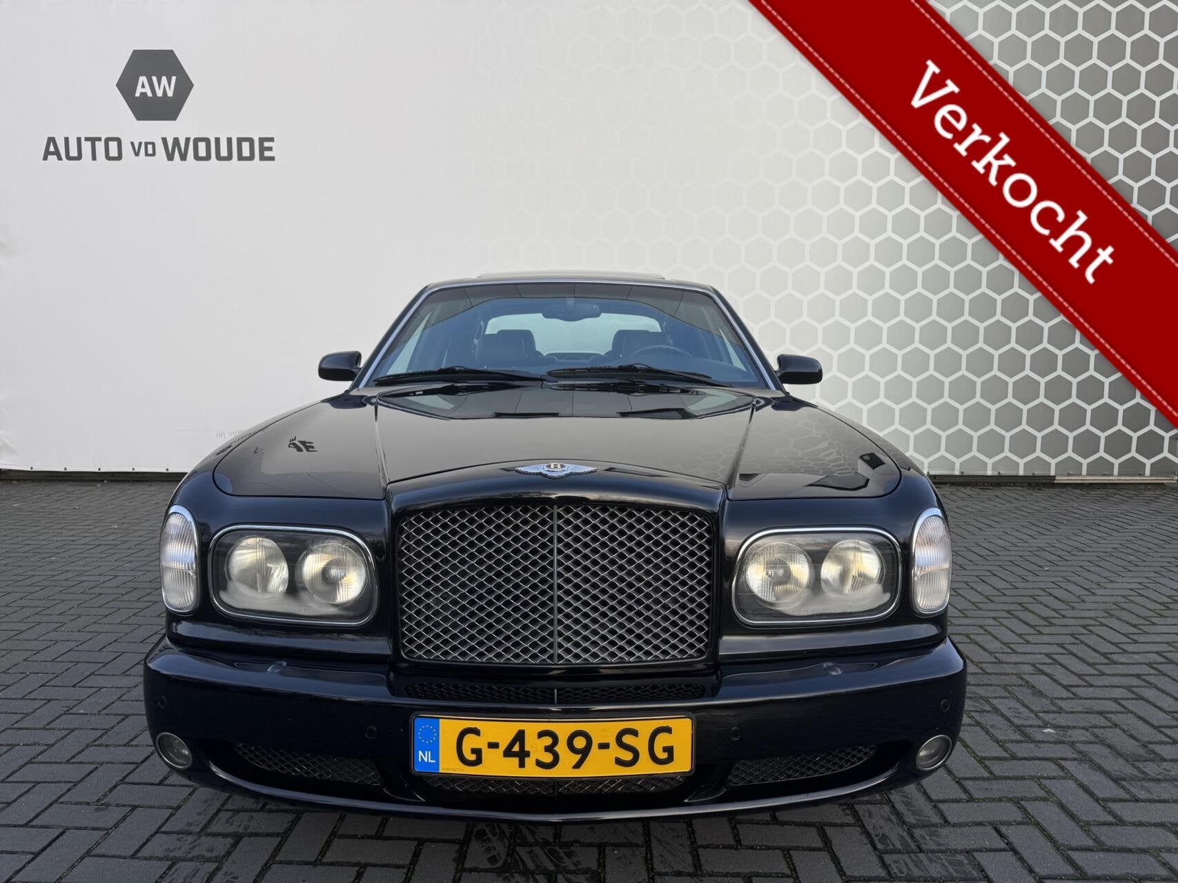 Bentley Arnage 6.8 V8 T 460PK Schuifdak Zwart Leer Schuifdak, Auto's, Automaat, Achterwielaandrijving, 6761 cc, 4 stoelen