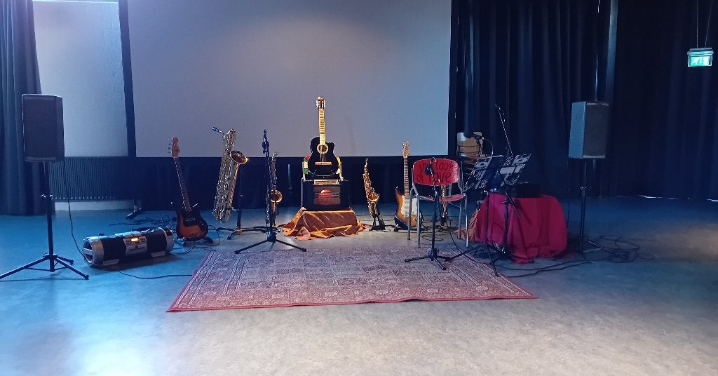 Roadie, hulp etc. gezocht, Contacten en Berichten, Muziek maken en Bandleden