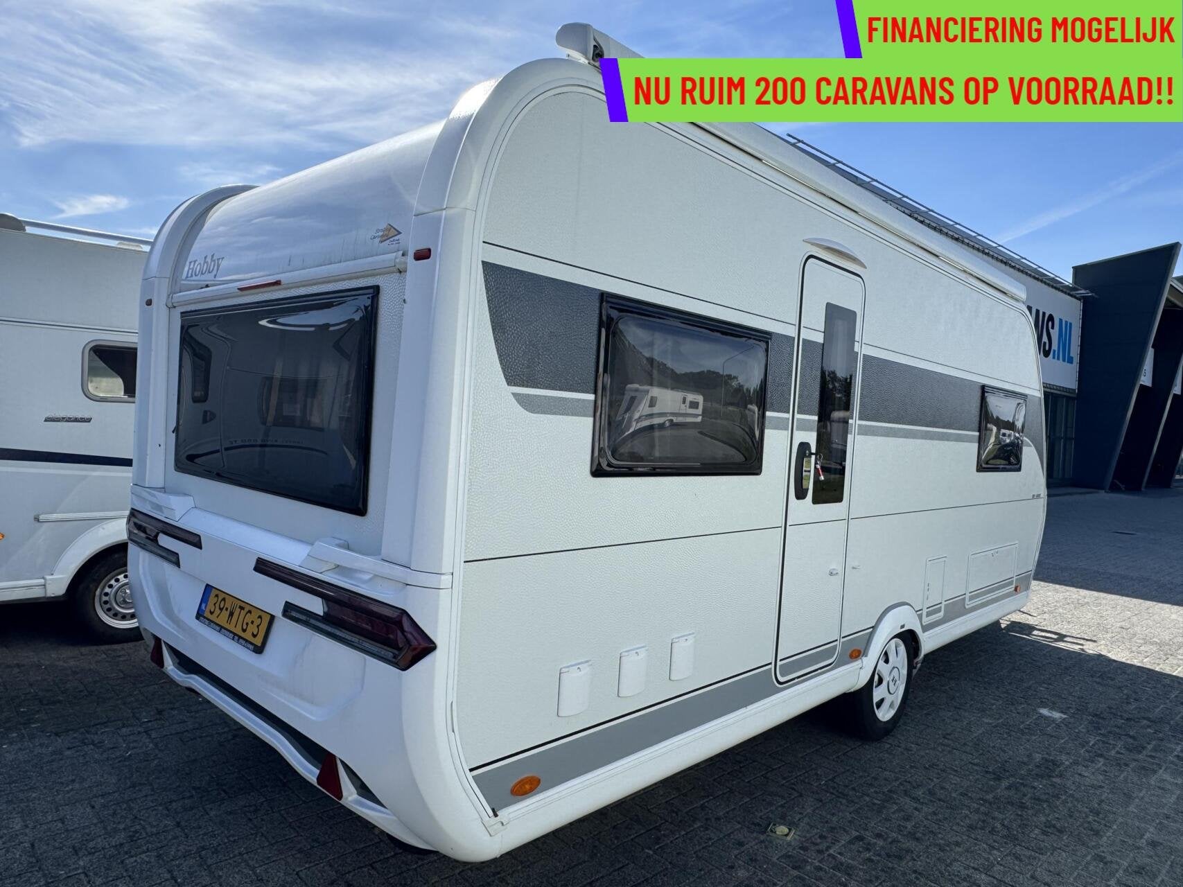 Hobby 540 UL DE LUXE, ENKELE BEDDEN, RONDZIT, AIRCO,LUIFEL, Caravans en Kamperen, Rondzit, Hobby, 7 tot 8 meter, Bedrijf