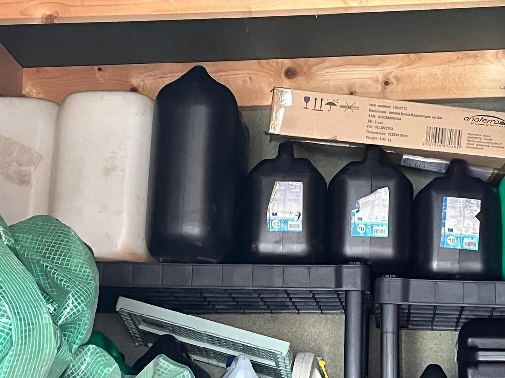 Jerrycans, Ophalen of Verzenden, Zo goed als nieuw