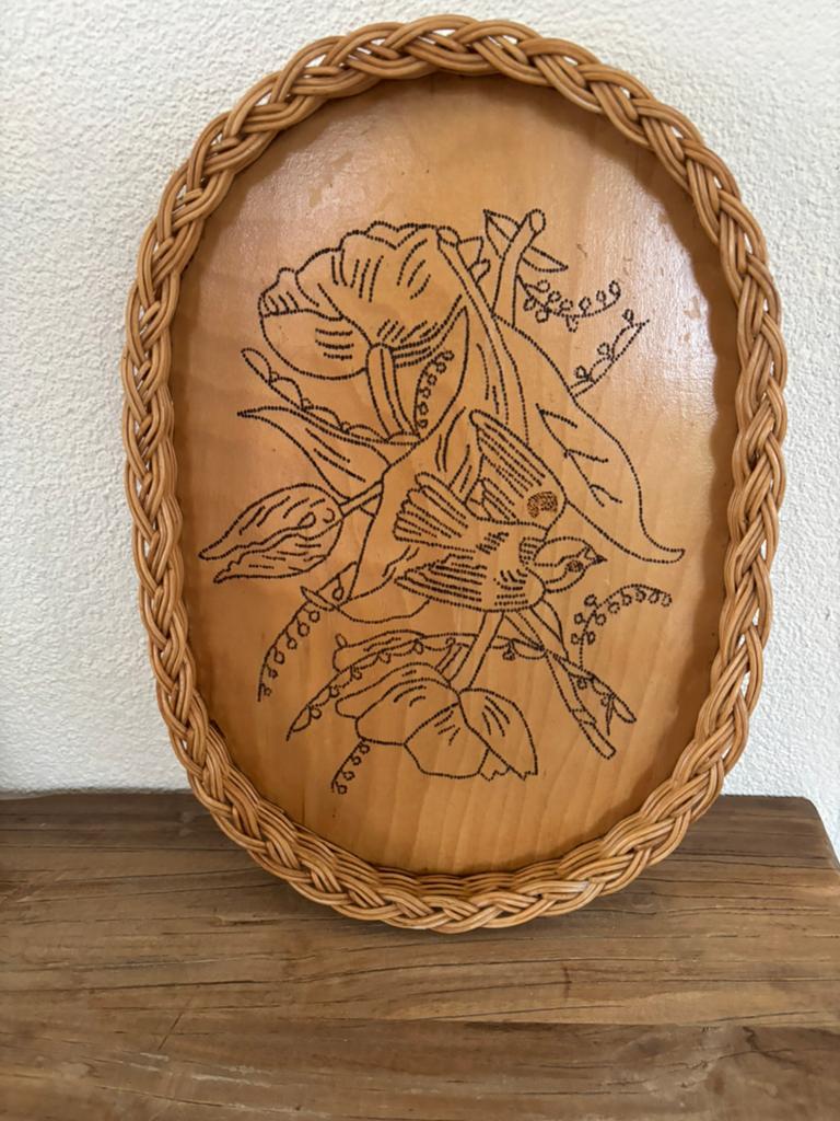 Vintage houten dienblad met rieten rand, Ophalen of Verzenden, Zo goed als nieuw, Rechthoekig, Hout