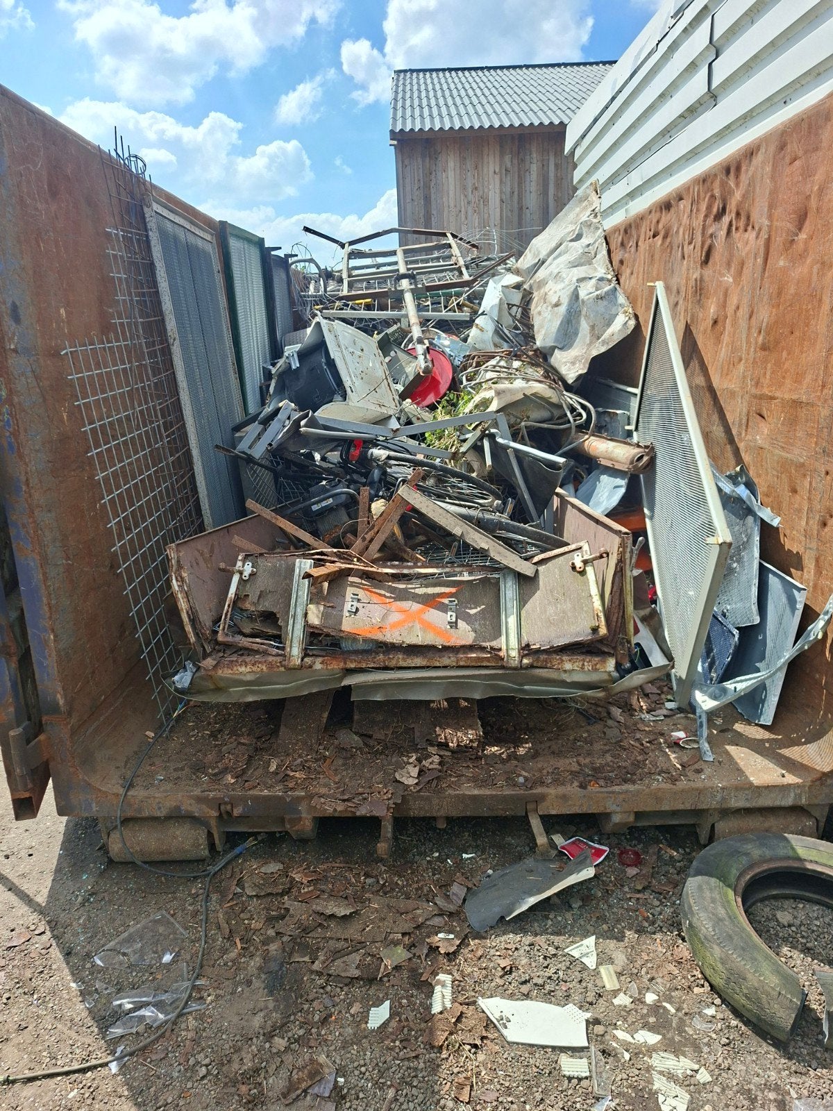 Gevraagd oud ijzer en metalen, Doe-het-zelf en Verbouw, Metalen, Ophalen, Gebruikt, Overige metalen, Nvt