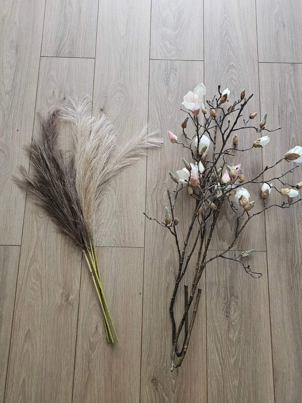 Set van 2 kunstplanten: pluimen en magnoliatakken, Binnen, Kunstplant, Nieuw, Ophalen of Verzenden