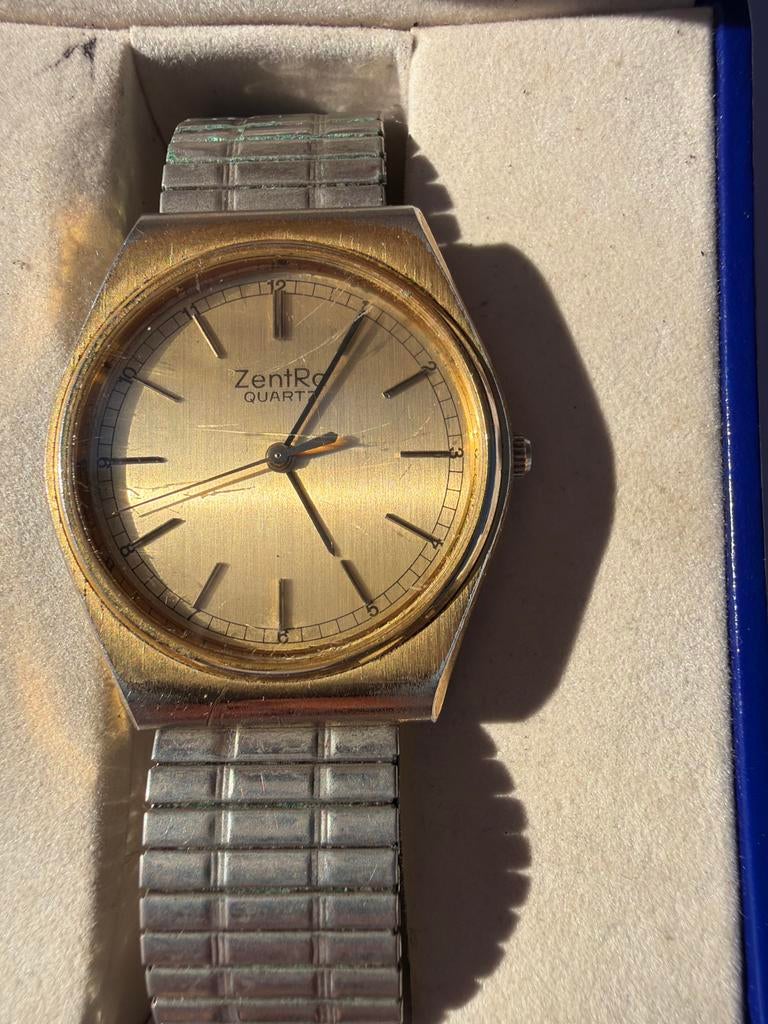 ZentRa Quartz Horloge - Klassiek Design, Verzenden