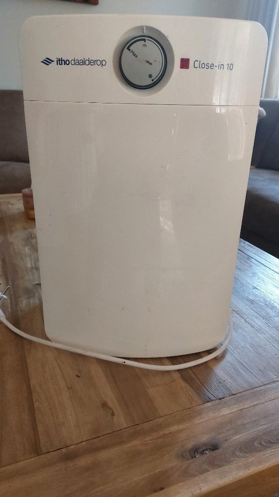 Close in boiler, Ophalen, Boiler, Zo goed als nieuw, Minder dan 20 liter