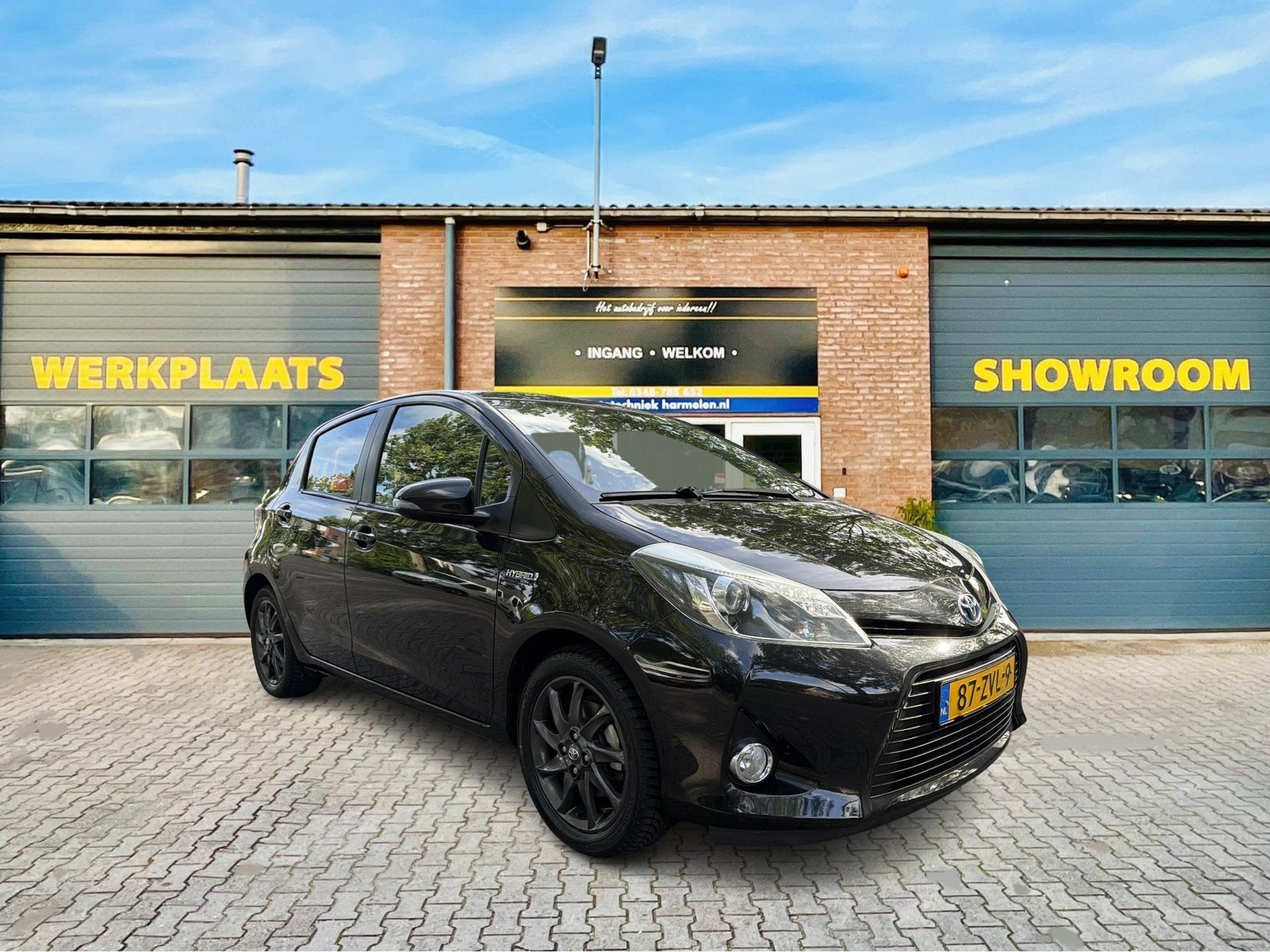 Toyota Yaris 1.5 Hybrid Dynamic *Dealer historie*NL-Auto*, Euro 5, 1497 cc, 4 cilinders, Origineel Nederlands