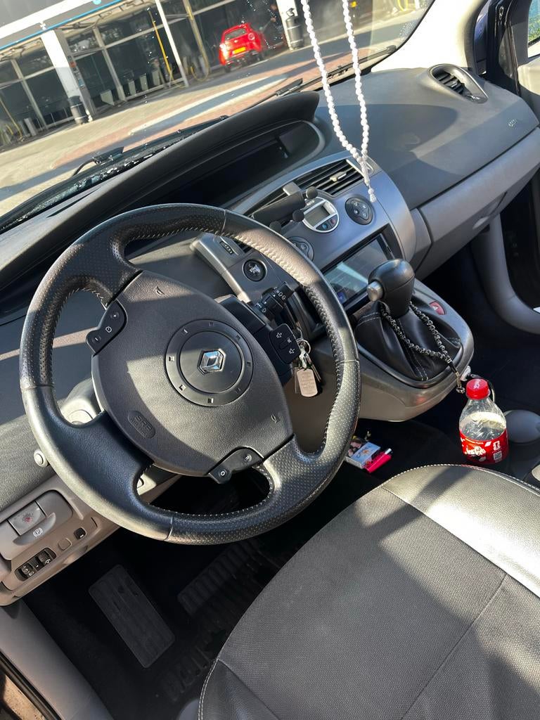 Renault Scénic 1.6 16V 83KW Autcom AUT 2005 Zwart, 1345 kg, 4 cilinders, Zwart, Origineel Nederlands
