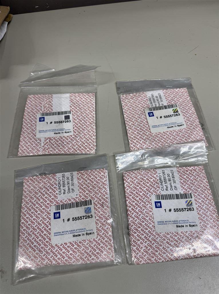 Orginele piston ring set - SAAB 9-3, 9-5 - 1998-2010 - 55557, Ophalen of Verzenden, Nieuw
