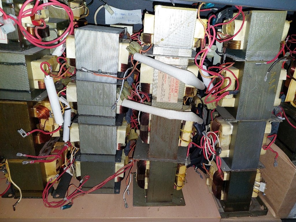 Magnetron transformator Siemens Bosch Samsung Bauknecht etc, Witgoed en Apparatuur, Ophalen of Verzenden, Gebruikt, Inbouw