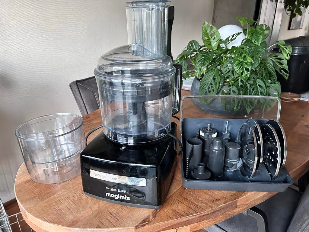 Magimix Cuisine 5200XL Foodprocessor - Zo goed als nieuw, Witgoed en Apparatuur, 3 tot 4 liter, Ophalen, Zo goed als nieuw, 1 snelheid