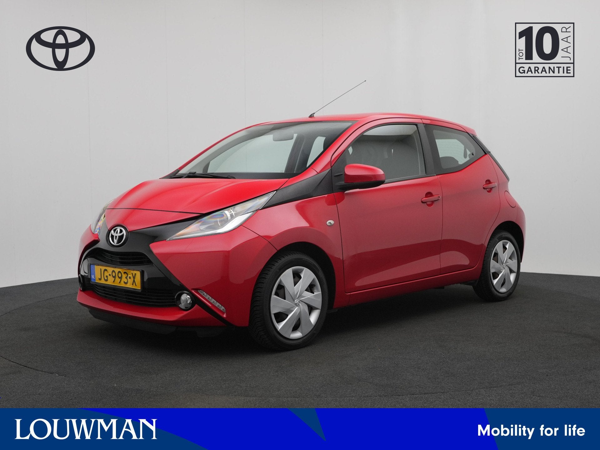 Toyota Aygo 1.0 VVT-i x-play | airco | centtrale portier ver, Voorwielaandrijving, 12 maanden, Stof, Gebruikt