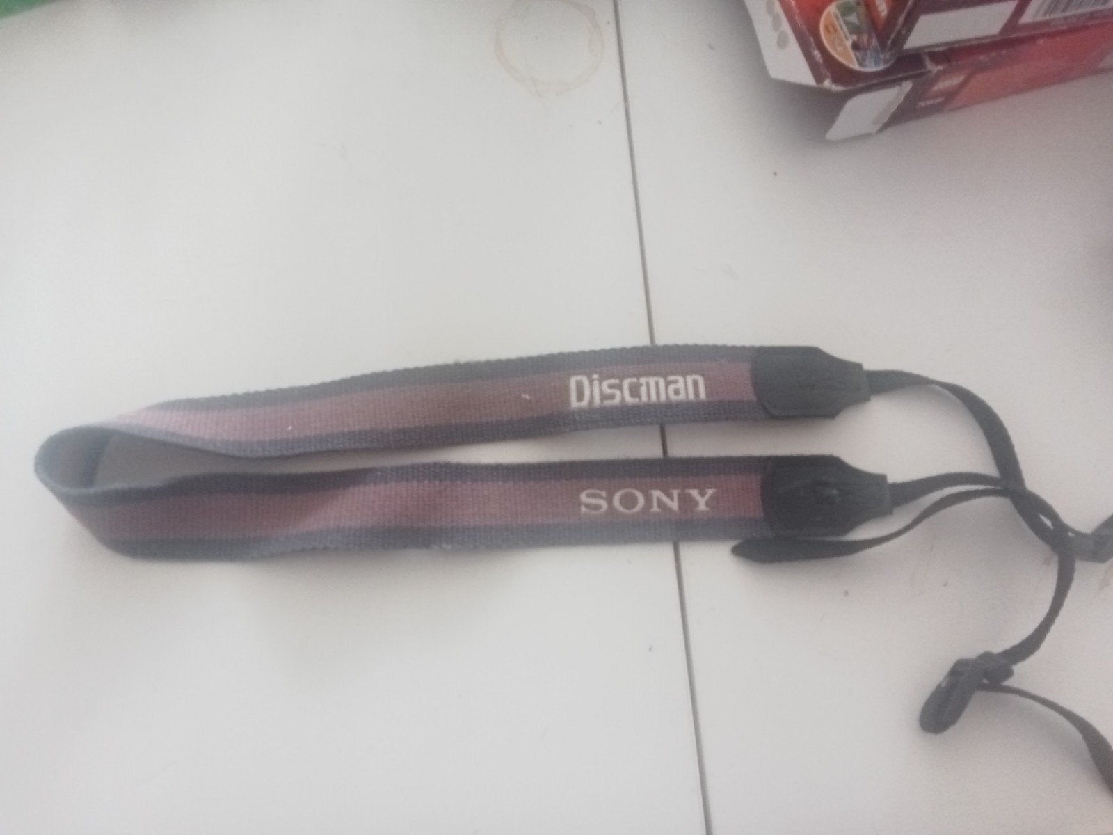 Sony discman draaggordel vintage, Audio, Tv en Foto, Cd-spelers, Ophalen of Verzenden, Zo goed als nieuw, Sony, Draagbaar
