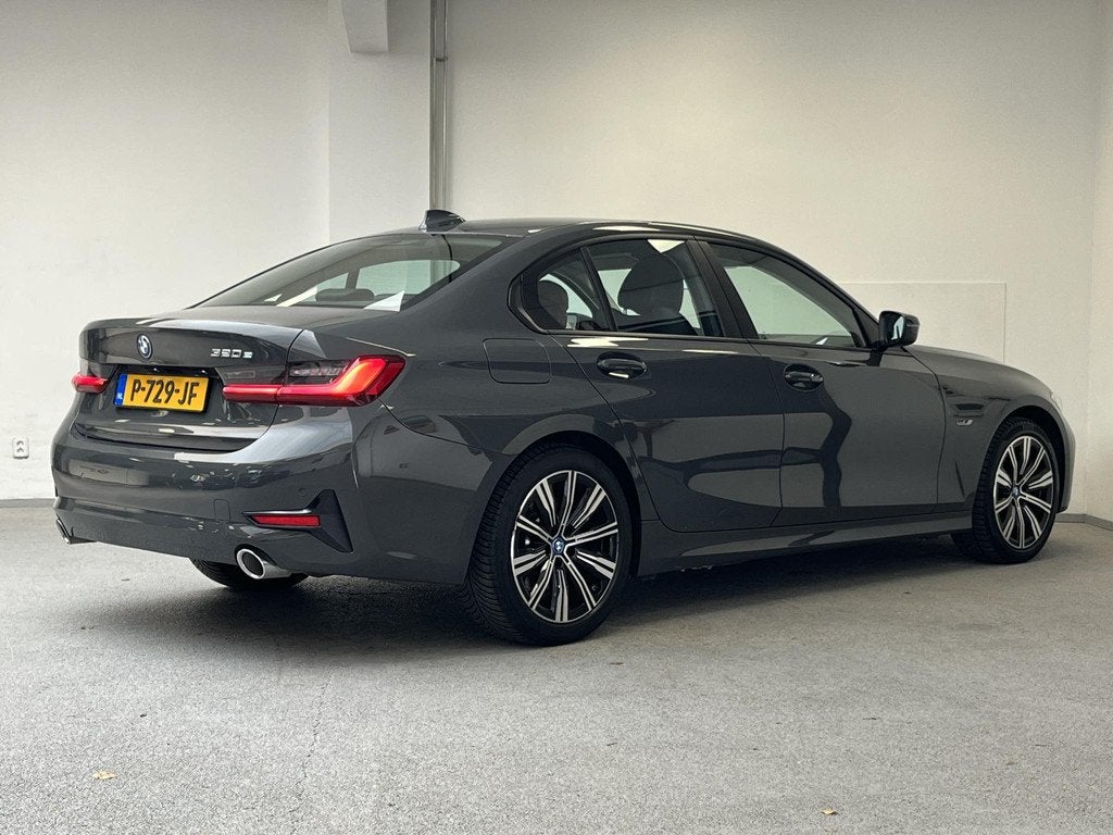 BMW 3-serie 320e Business Edition Plus | 99% SOH | LEDER | C, Auto's, BMW, 1998 cc, Achterwielaandrijving, Gebruikt, 4 cilinders