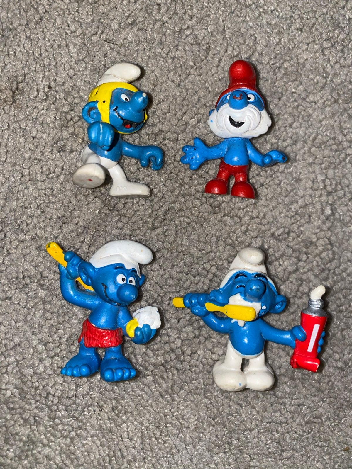 Set van 4 Smurfen beeldjes - Vintage collectie, Verzamelen, Smurfen, Ophalen, Gebruikt, Verschillende Smurfen, Poppetje, Figuurtje of Knuffel