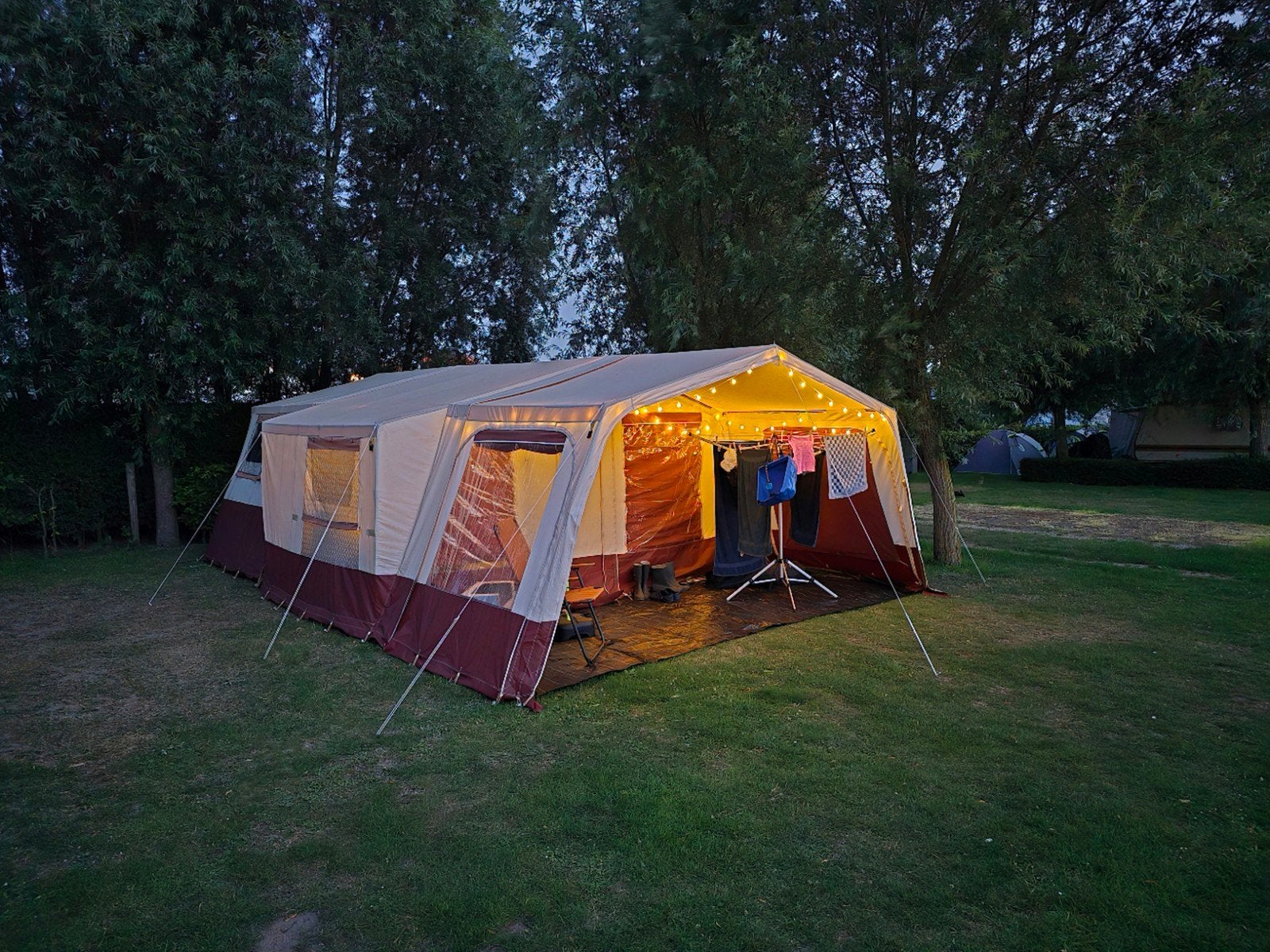 Jamet Louisiana All-season 2011 vouwwagen (8 persoons), Ophalen, Meerkleurig, Aanwezig, Meer dan 6