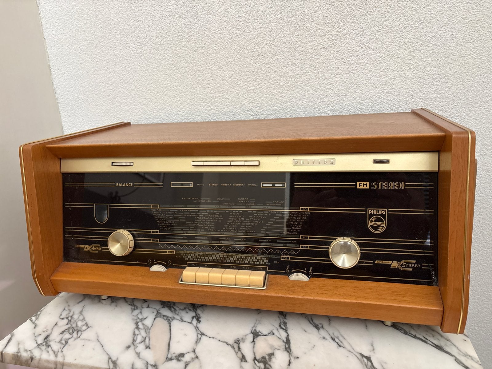 Vintage Philips buizenradio, Ophalen, Gebruikt, Radio