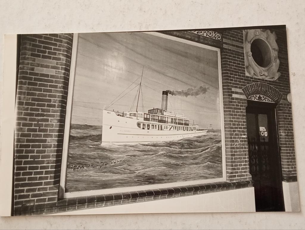 Sven Nyegaard foto Wachtkamer Station Enkhuizen, Verzamelen, Foto's en Prenten, Ophalen of Verzenden, 1960 tot 1980, Gebruikt