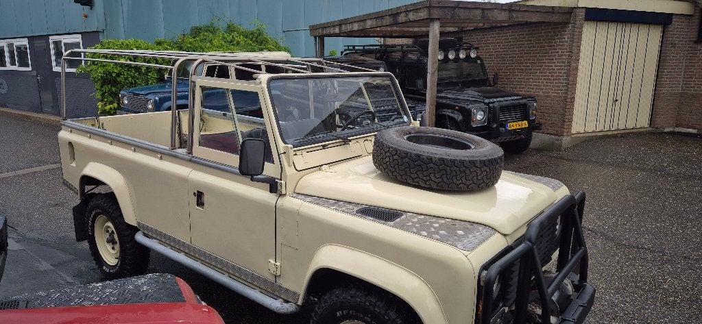 Landrover One Ten 3.5 V8 1983, Auto's, Trekhaak, 95 pk, Beige, Handgeschakeld