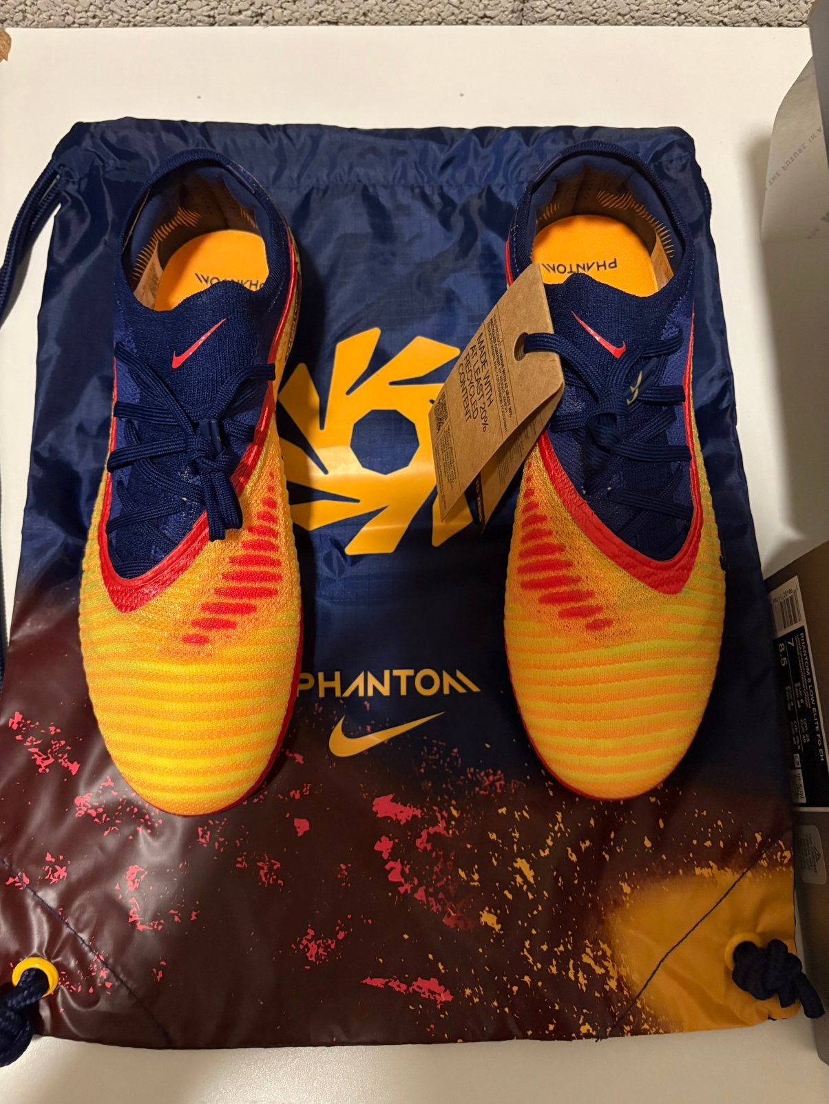 Originele nieuwe Nike Phantom Elite FG 40, Sport en Fitness, Maat XS of kleiner, Schoenen, Nieuw, Ophalen of Verzenden