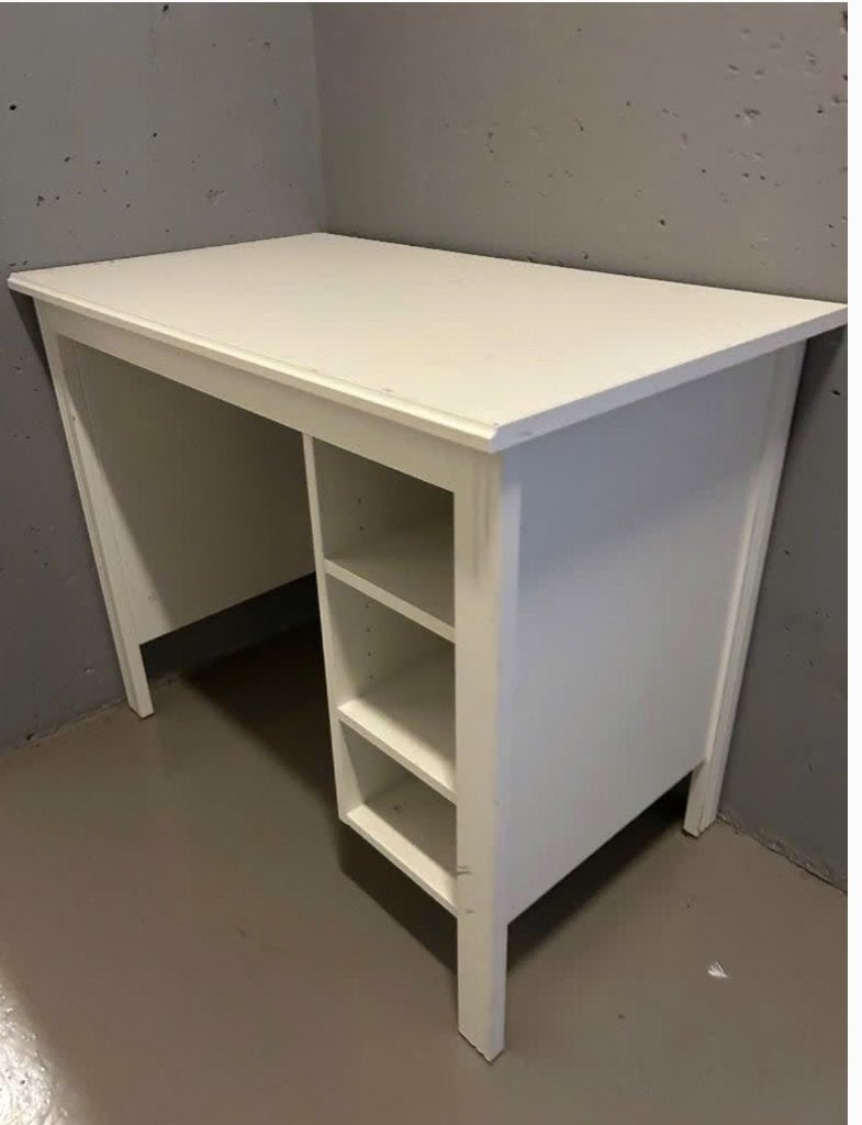 Bureau BRUSALI IKEA, Ophalen, Gebruikt, 52 cm, 90 cm