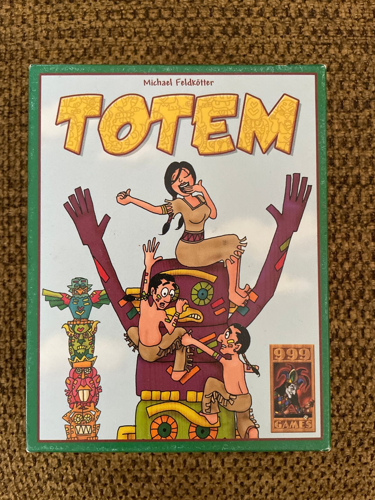 Totem kaartspel, Drie of vier spelers, Ophalen of Verzenden, Zo goed als nieuw
