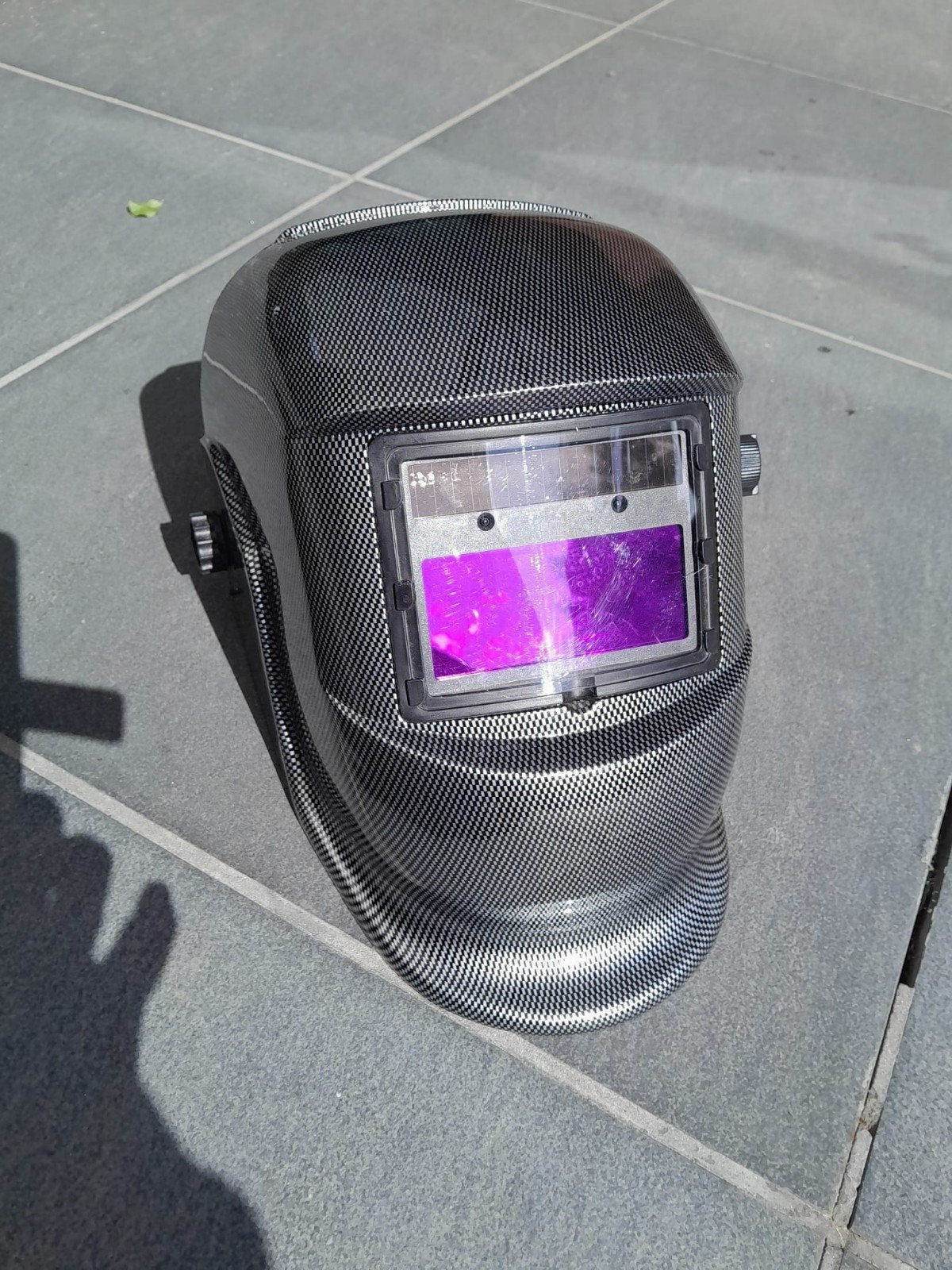 Automatische lashelm met koolstofvezelpatroon, Lasfilter, Ophalen, Zo goed als nieuw
