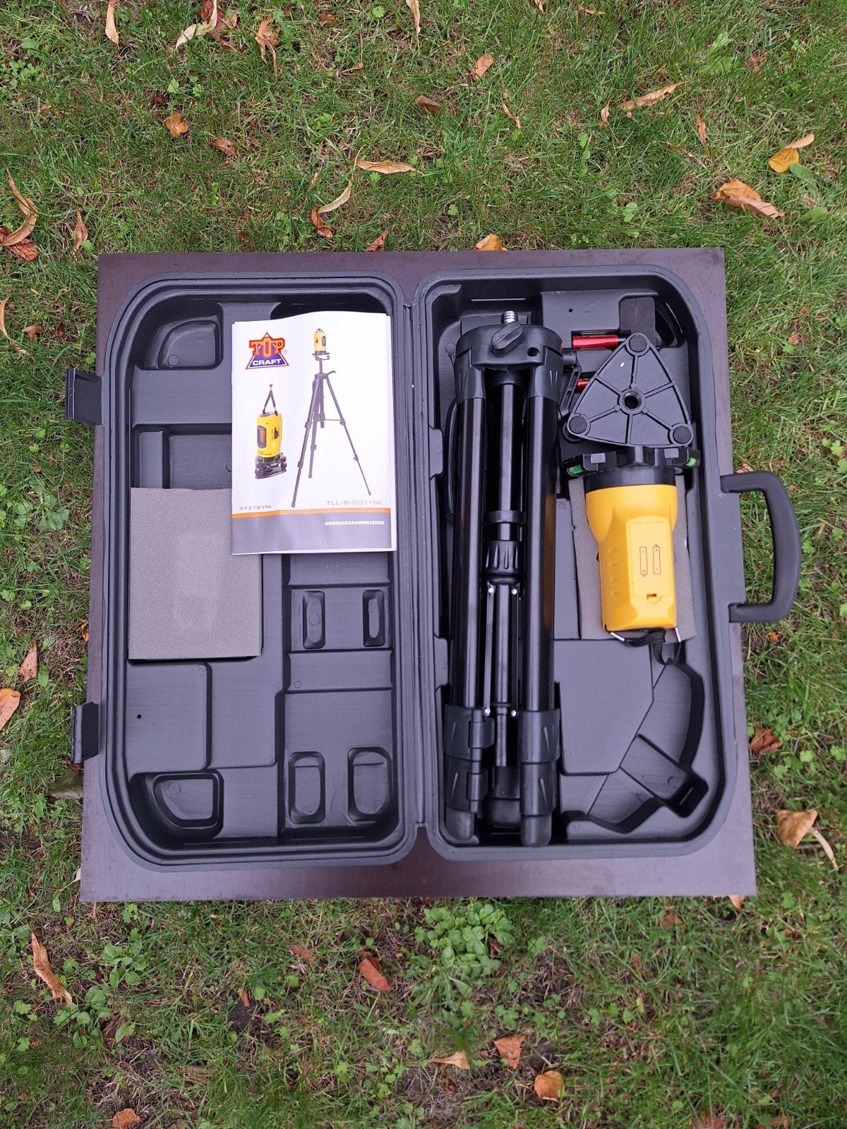 Laserwaterpas set met statief en koffer - Zo goed als nieuw, Doe-het-zelf en Verbouw, Ophalen, Zo goed als nieuw, Licht