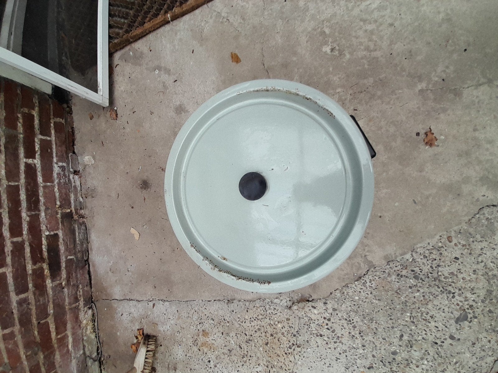 Grote wasketel met losse bodem, Ophalen