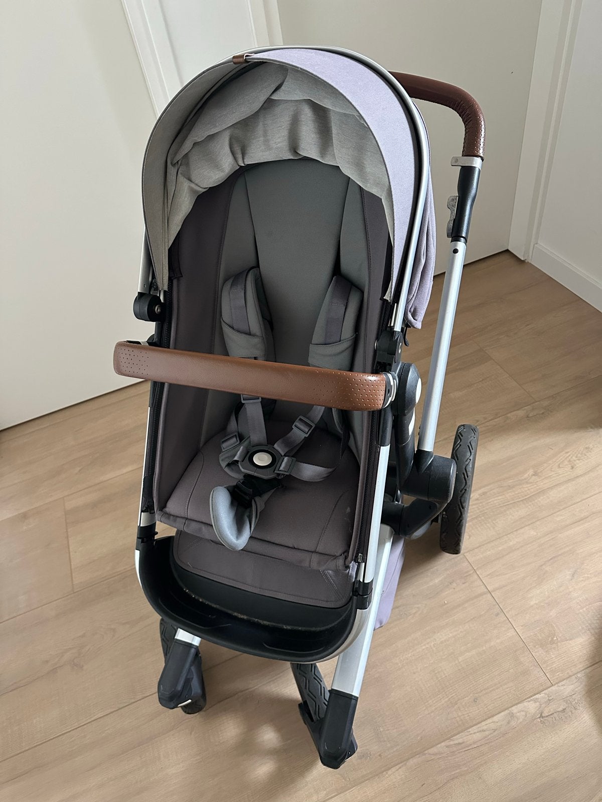 Joolz day kinderwagen met reiswieg en accessoires, Ophalen, Gebruikt, Combiwagen, Verstelbare duwstang