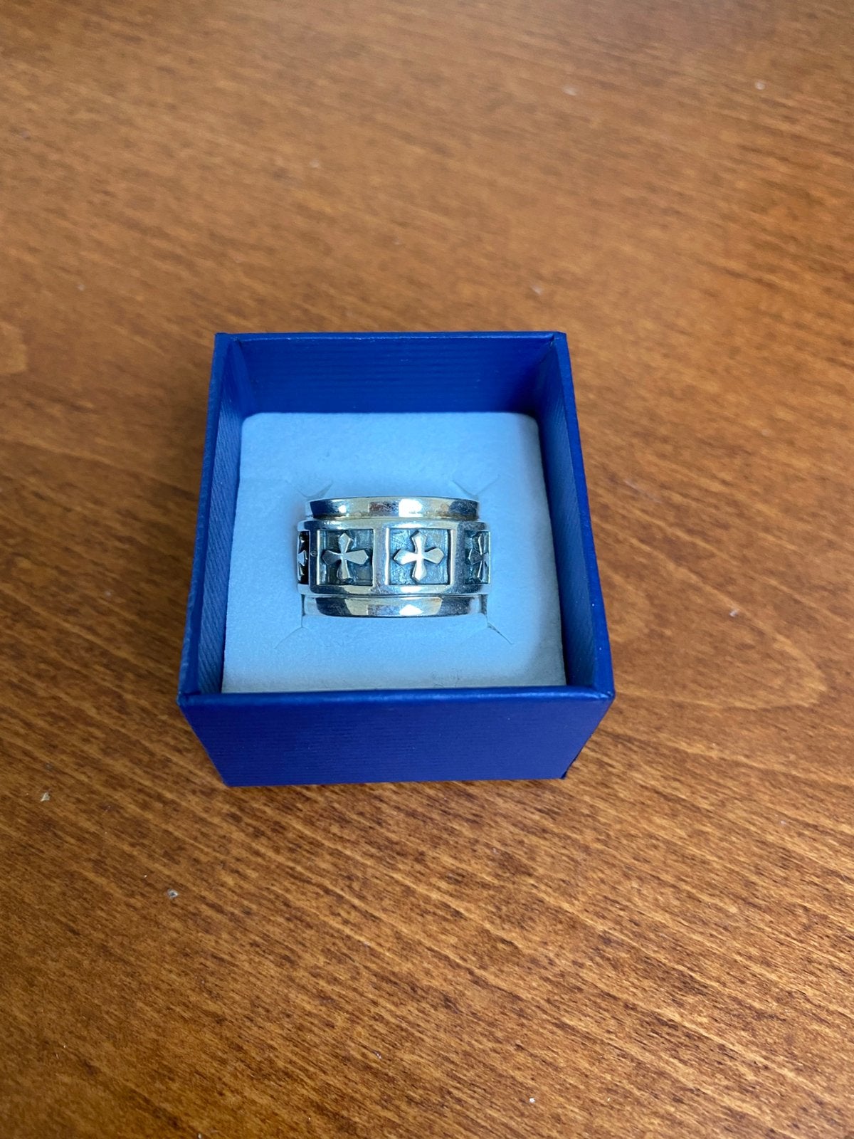 Zware zilveren ring met kruisjes maat 18,5, Ophalen of Verzenden, 18 tot 19, Zilver, Dame