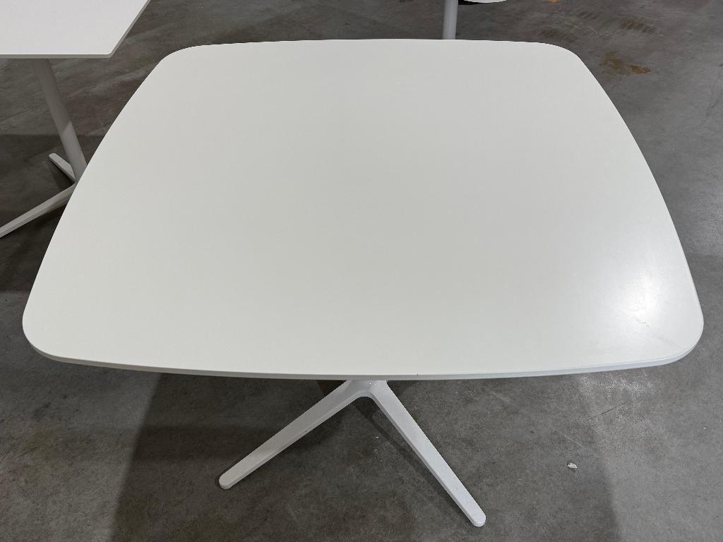 Tafel, wit, Italiaans design, Huis en Inrichting, Tafels | Eettafels, Zo goed als nieuw, 50 tot 100 cm, 50 tot 100 cm, Vier personen