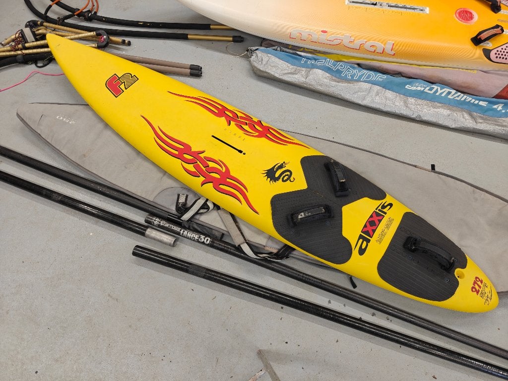 F2 Axxis 272, Ophalen, 250 tot 300 cm, Gebruikt, F2