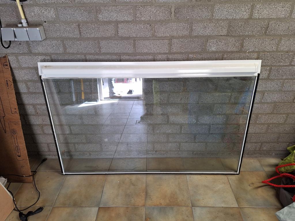 HR++ ruit 80x140cm met Duco beluchtingsrooster, Doe-het-zelf en Verbouw, Glas en Ramen, Ophalen