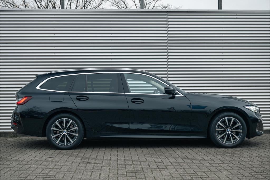 BMW 3 Serie Touring 320i Automaat / Trekhaak / Sportstoelen, Automaat, 1998 cc, Gebruikt, 4 cilinders