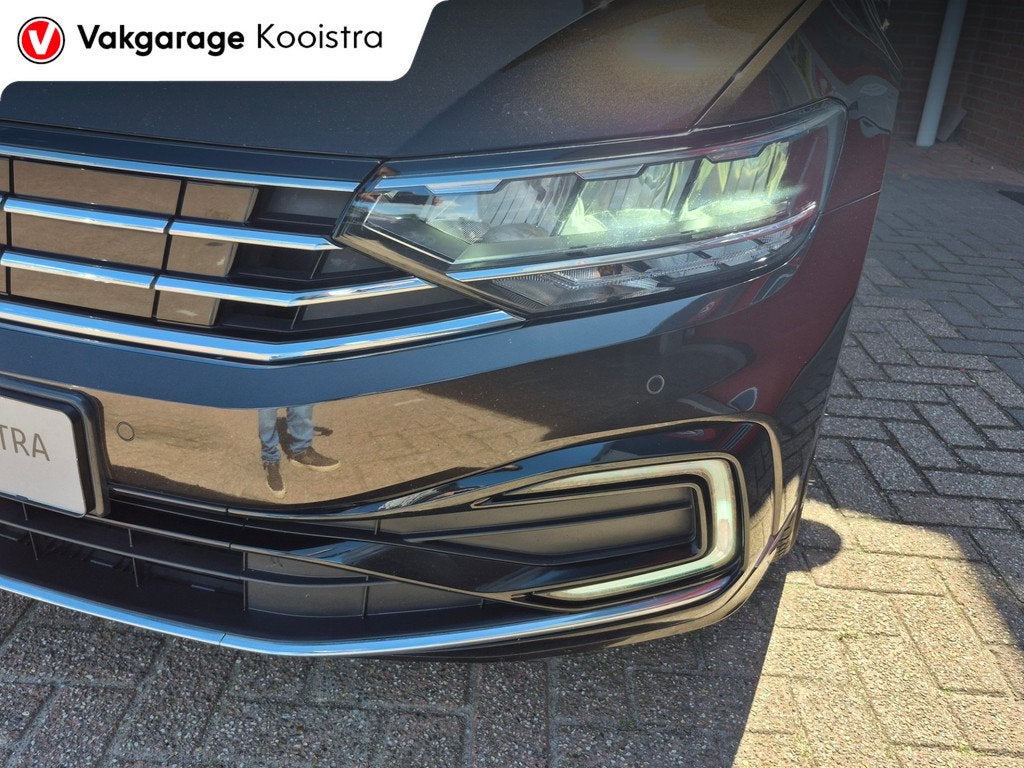Volkswagen Passat Variant 1.4 TSI PHEV GTE Business|Pano|Mas, Auto's, Volkswagen, 12 maanden, Stof, Gebruikt, Zwart