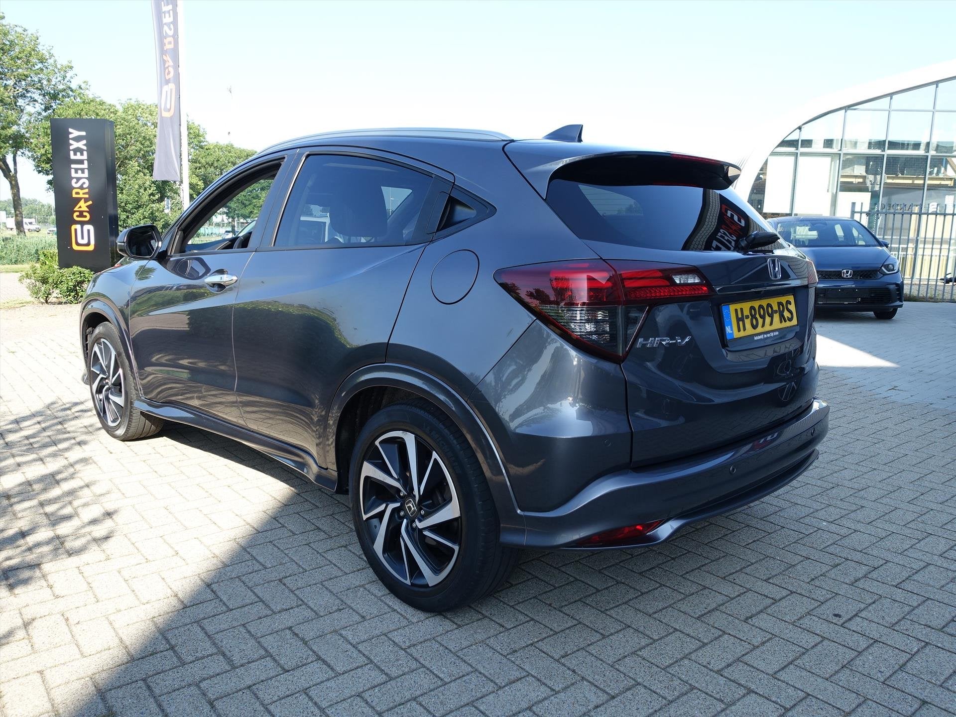 HONDA HR-V 1.5 i-VTEC 130pk CVT Executive 18 INCH LM-Velgen, Auto's, Automaat, Leder en Stof, Bedrijf, 650 kg