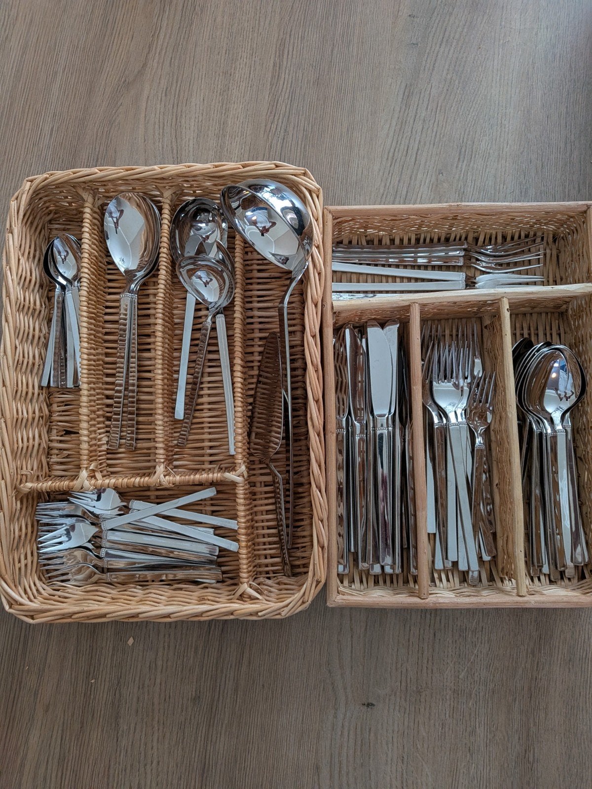 WMF Cromargan roestvrijstalen bestekset

Het merk WMF, Ophalen, Bestekset, Zo goed als nieuw, Rvs of Chroom