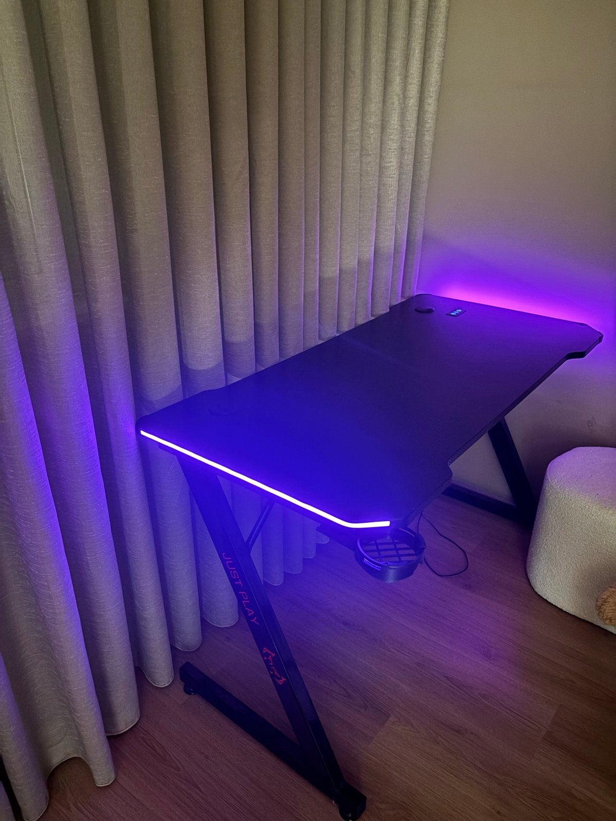 Gaming bureau met RGB verlichting en bekerhouder, Ophalen, Gebruikt, 100 tot 150 cm, Rechthoekig