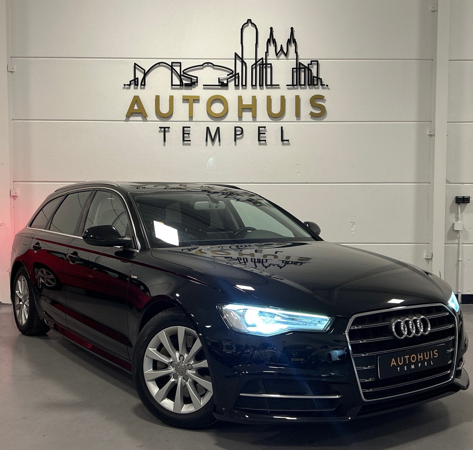 Audi A6 Avant 3.0 TDI Automaat Xenon Trekhaak Stoelverwarmin, Auto's, Audi, Stof, Gebruikt, 197 €/maand, 2000 kg