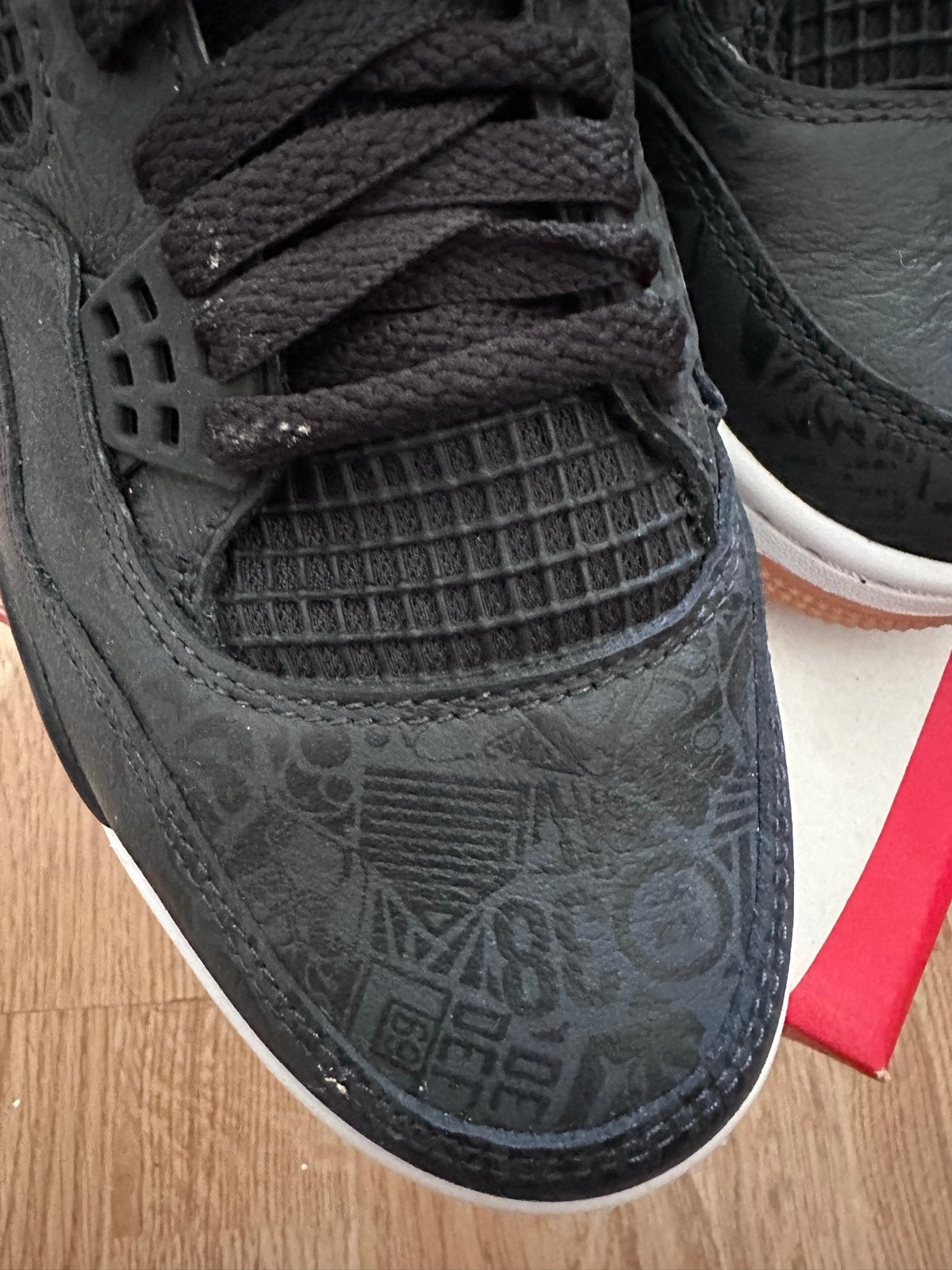 Nike Air Jordan 4 Retro Laser 30th Anniv Zwart/Wit EU 42.5, Kleding | Heren, Ophalen of Verzenden, Nieuw, Zwart, Sneakers of Gympen