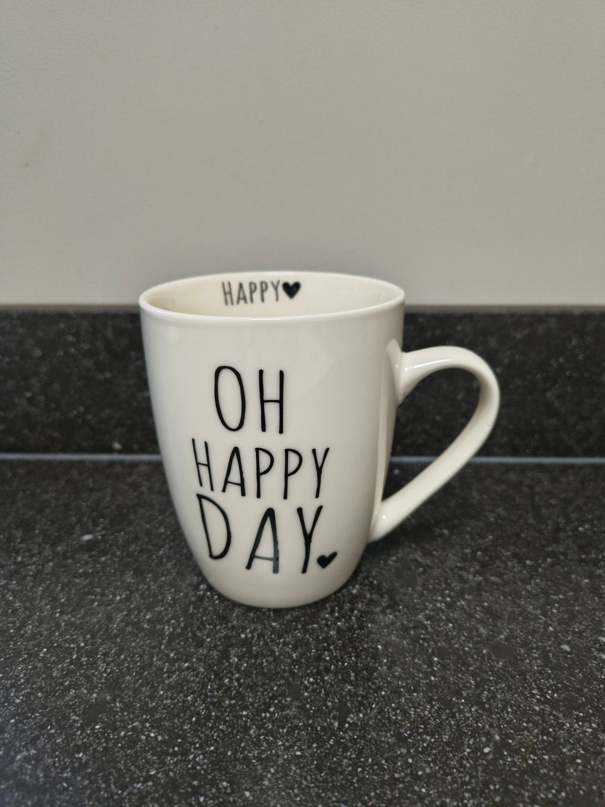 Mok Oh happy day 🖤, Nieuw, Ophalen of Verzenden, Overige stijlen, Kop(pen) en/of Schotel(s)