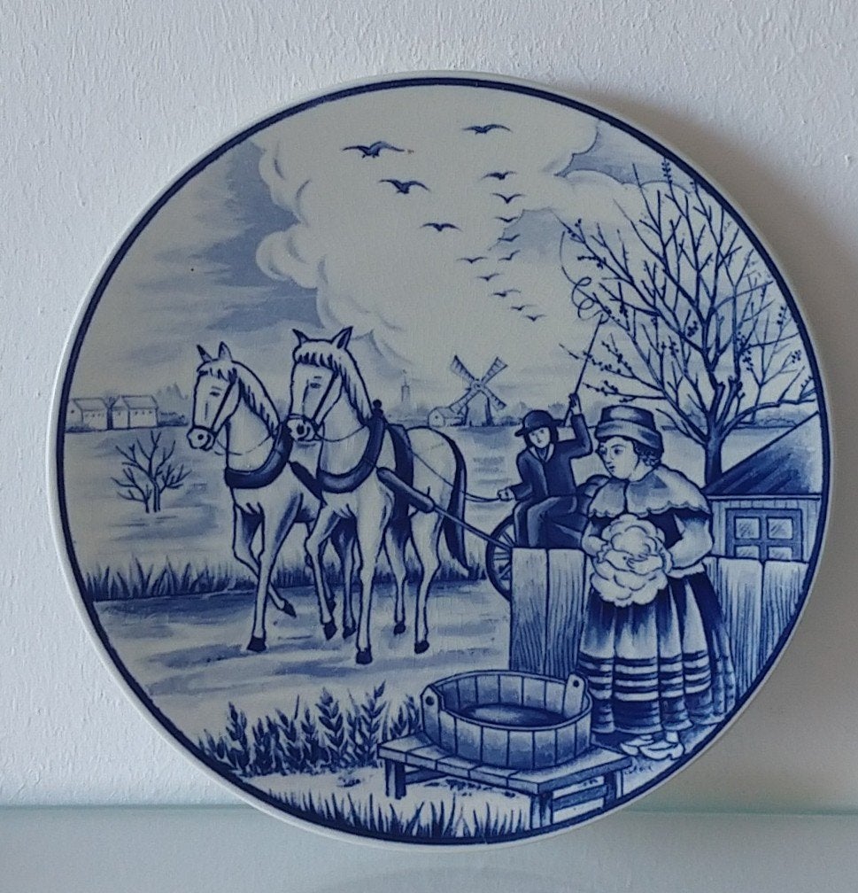 sierbord Royal Delft, lente schoonmaak, volgnr 36, Antiek en Kunst, Antiek | Wandborden en Tegels, Ophalen of Verzenden