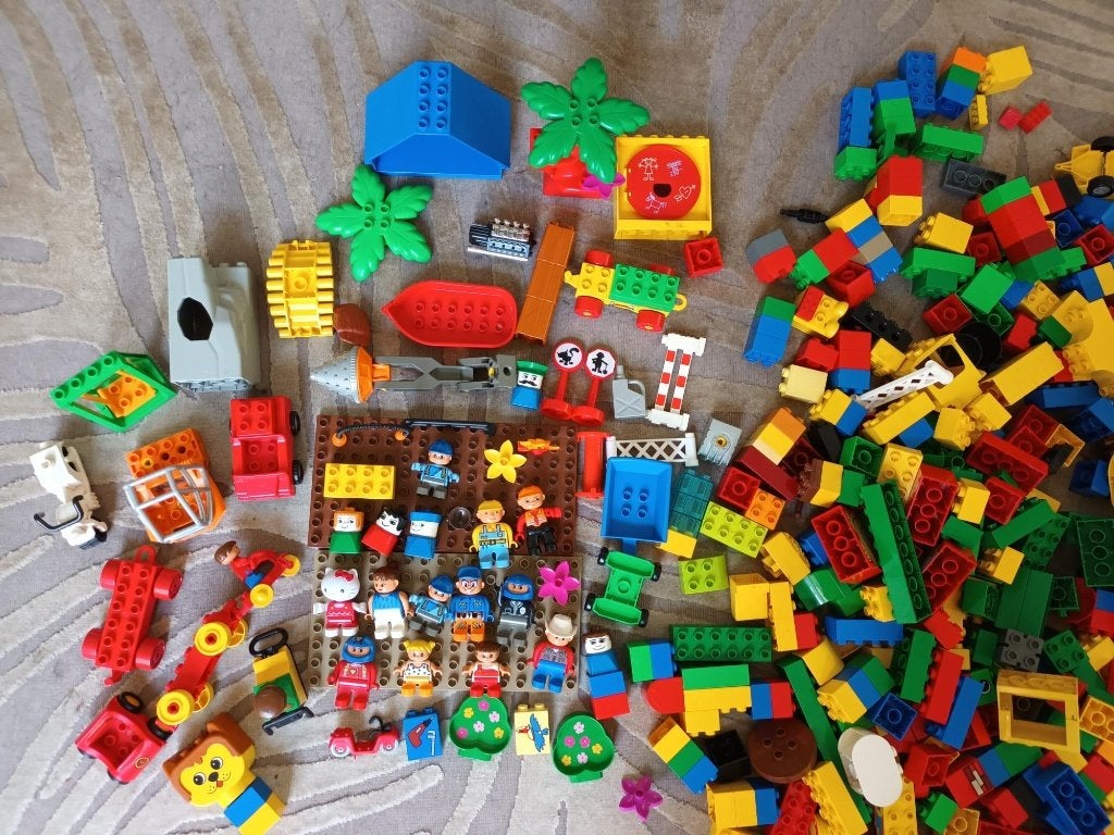 Partij LEGO Duplo met diverse figuren, voertuigen enz..., Ophalen of Verzenden, Zo goed als nieuw, Inclusief minifiguren, Duplo