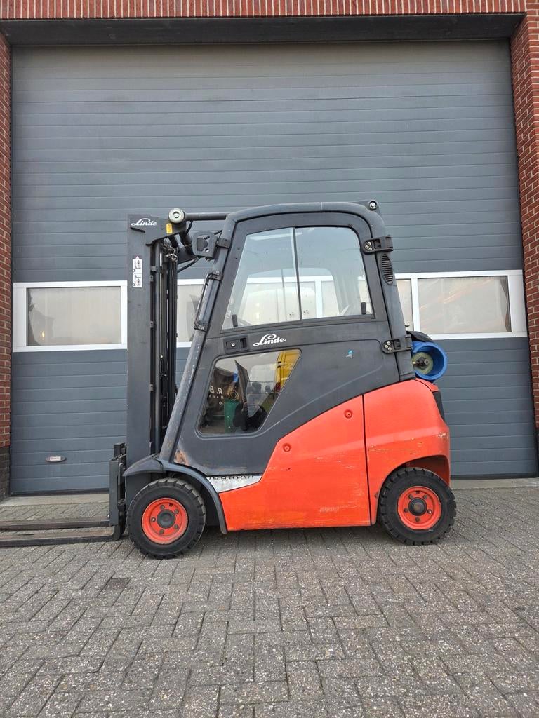 Heftruck Linde H16T-01 Triplex Sideshift Freelift 4000 mm, Zakelijke goederen, LPG, Linde, Heftruck, Ophalen of Verzenden